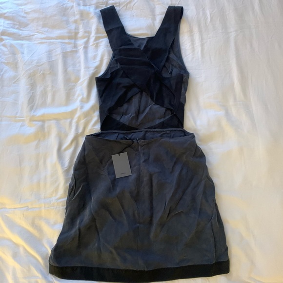 NBD x Revolve Shades of Cool size L - Picture 4 of 8